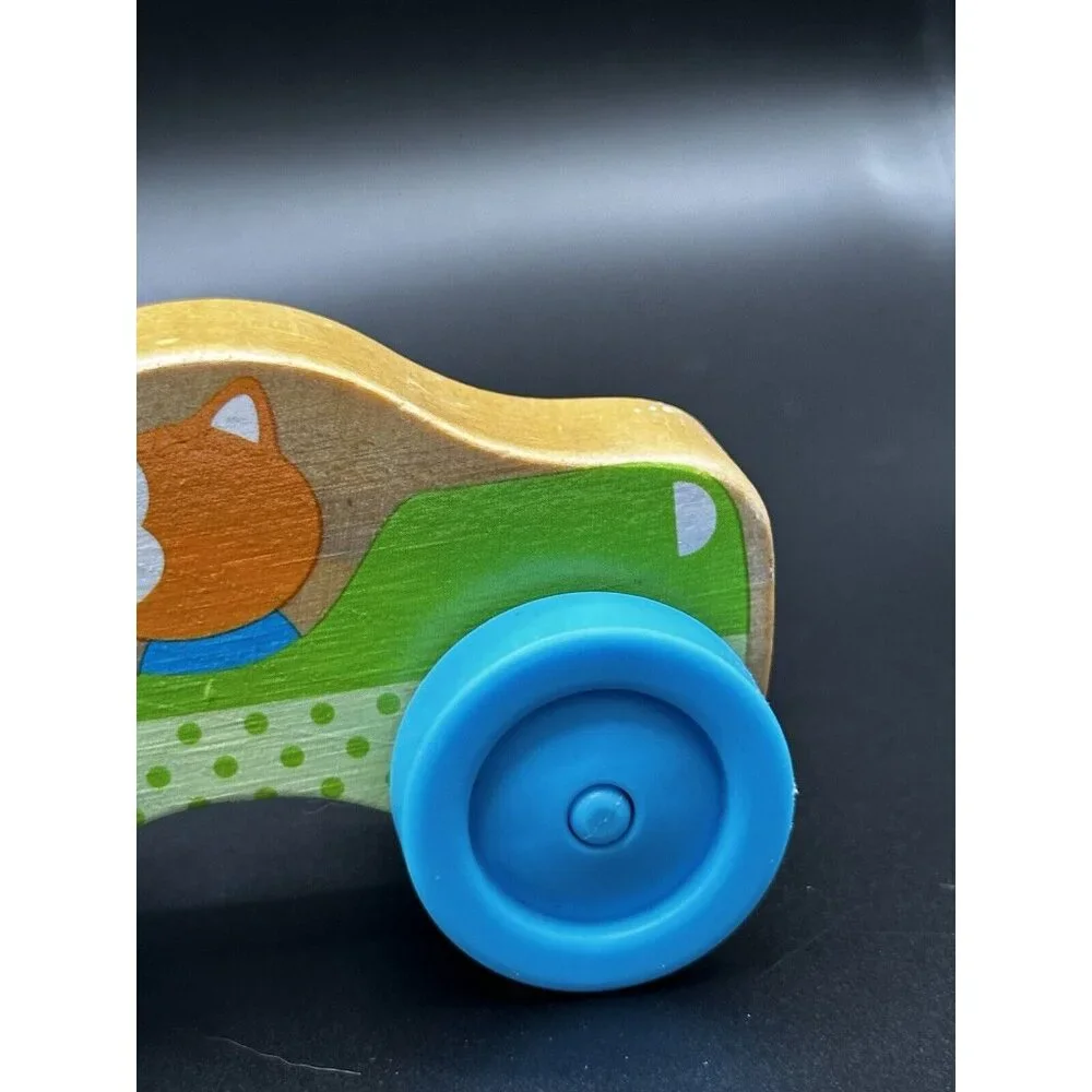Melissa and Doug Stackable Car Wooden Toy orange cat driver blue‎ wheels 4”